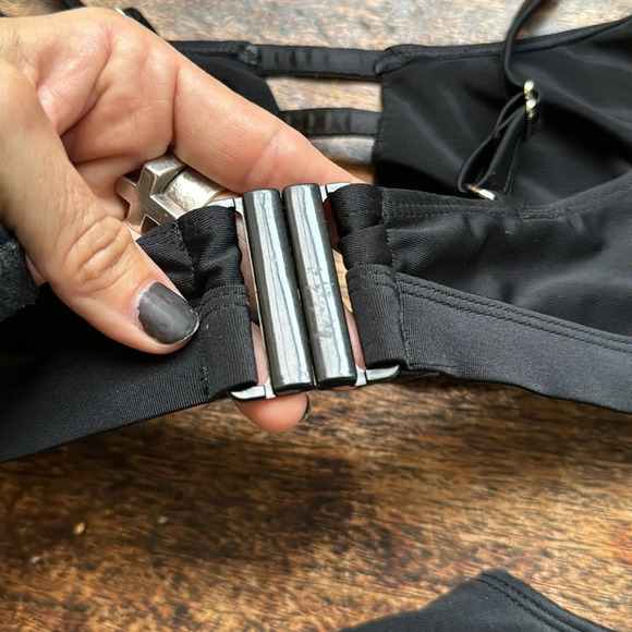 Wolf and whistle black with sparkle silver details size 6 bottoms 6D/DD-E top - Picture 7 of 9